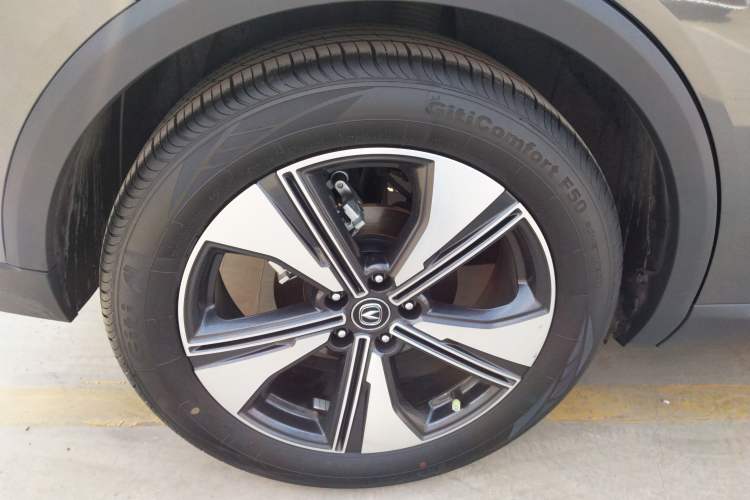 Used CHANGAN CS55PLUS 2022 2nd Generation 1.5T DCT Prestige Version Right Rear Wheel Hub
