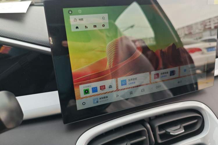 Used Geely Galaxy Geome 2026 Model 410km Carefree Edition Audio And AC Panel