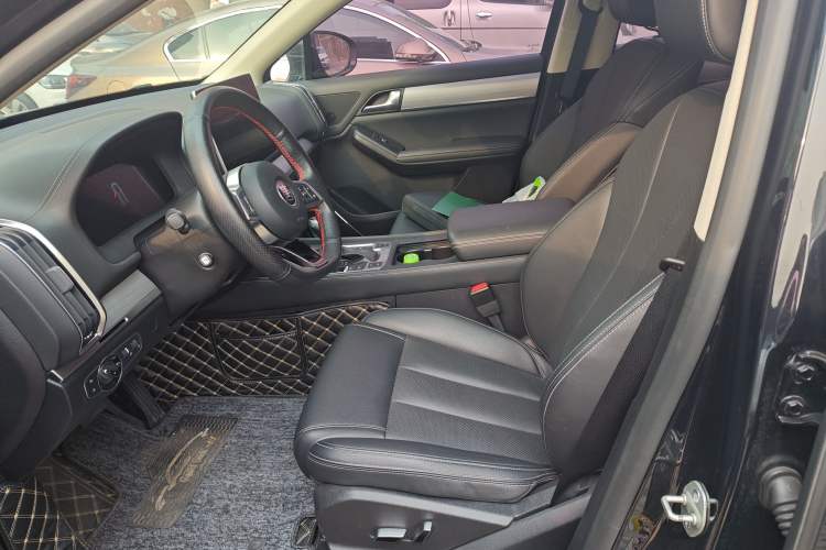 Used BYD Tang 2018 2.0T Automatic SmartConnect Prestige 7-Seater China V Standard
