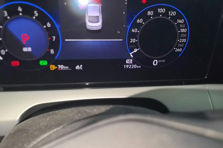 Used Volkswagen Lamando 2022 Lavida L 280TSI DSG Cool & Spicy Edition Odometer Close Up