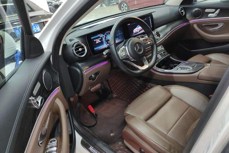 Used Mercedes-Benz E-Class 2019 E 200 L Sport 4MATIC
