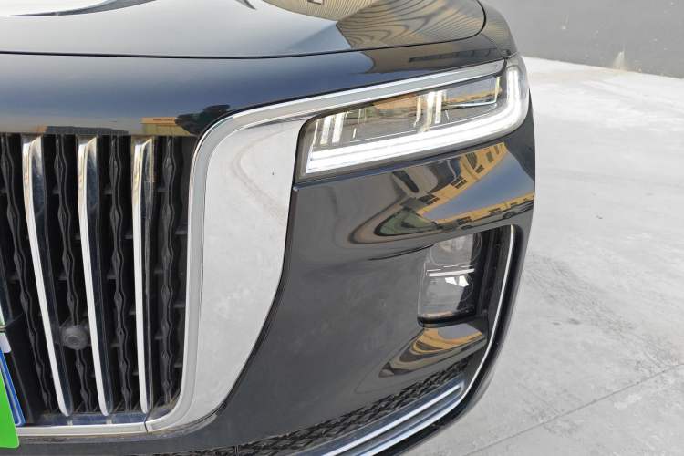Used Hongqi H9 2023 2.0T Smart Connect Flagship Edition