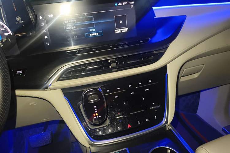 Used Buick GL8 2021 ES Landtrek 653T Comfort Edition Gear Lever