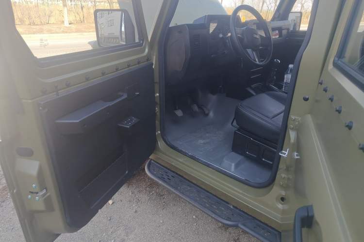 Used BAW 212 Classic 2023 Sniper 2.4T Manual Light-duty Model Driver Seat