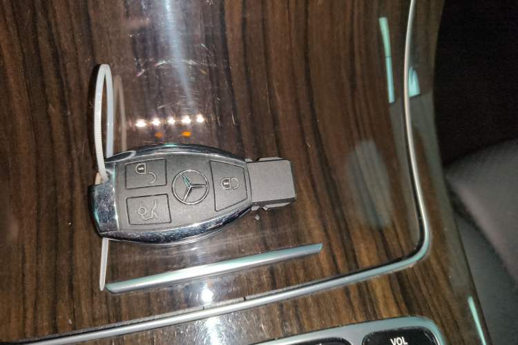 Used Mercedes-Benz GLC 2019 GLC 260 L 4MATIC Dynamic Model
