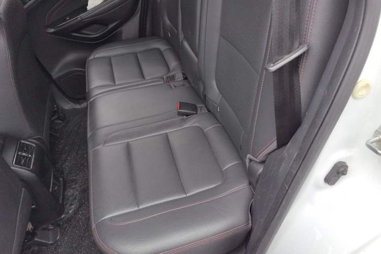 Used CHANGAN CS75 2017 Shangkui Edition 1.5T Automatic Fengyue Model
