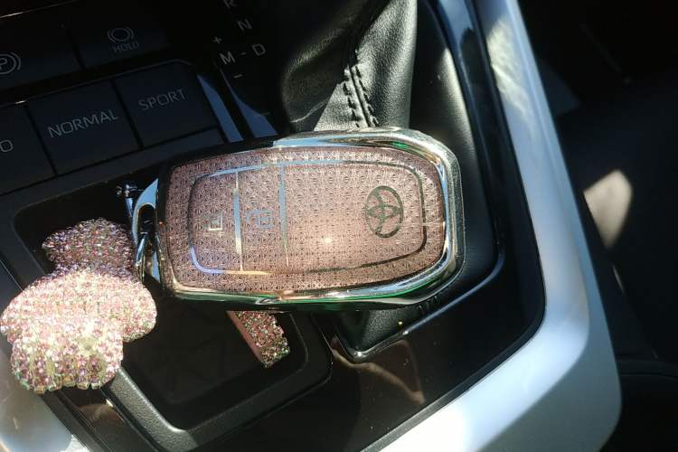 Used Toyota RAV4 2024 2.0L CVT Two-Wheel Drive Fashion Plus Edition