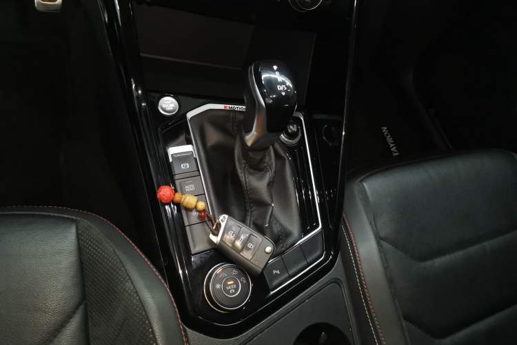 Used Volkswagen Tayron 2019 330TSI Four-Wheel Drive Luxury Version China VI Standard