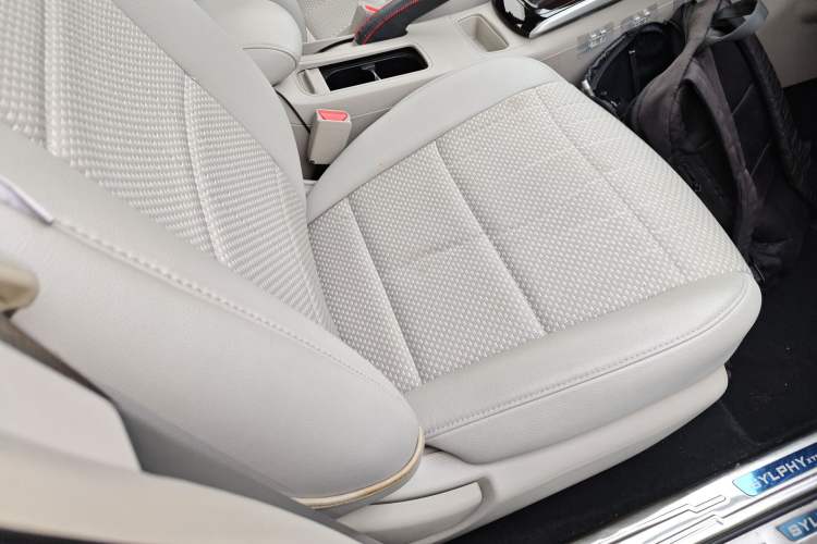 Used Nissan Sylphy 2016 1.6 XL CVT Deluxe Edition
