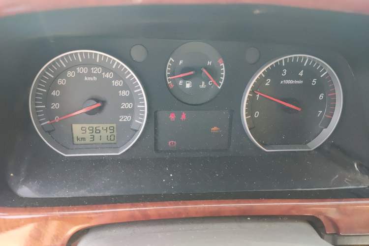 Used Foton MP-X E 2014 2.4L Wealth Express Comfort Version Basic Edition with 4G64