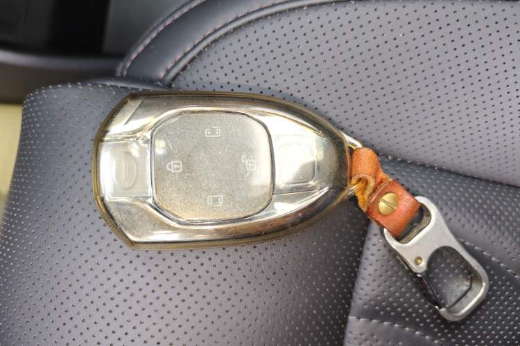 Used GAC Trumpchi M8 2024 Master Series 400T Prestige Edition Vehicle Key