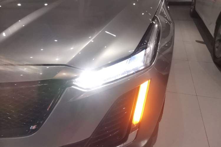 Used Cadillac CT5 2022 28T Luxury Edition