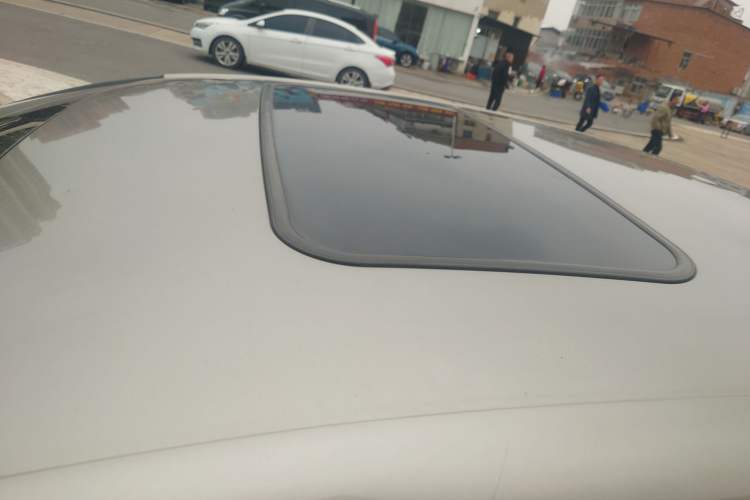 Used Citroen C4L 2015 1.2T Automatic Luxury Edition
