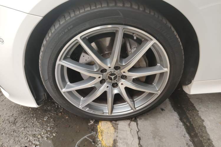 Used Mercedes-Benz E-Class (Import) 2023-Year Restyled E 260 Coupe
