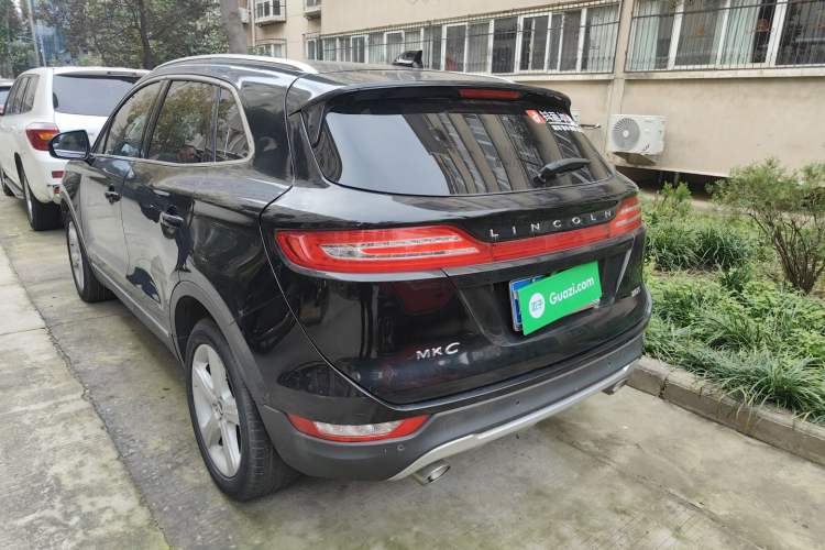 Used Lincoln MKC 2017 2.0T Two-Wheel Drive Deluxe Edition