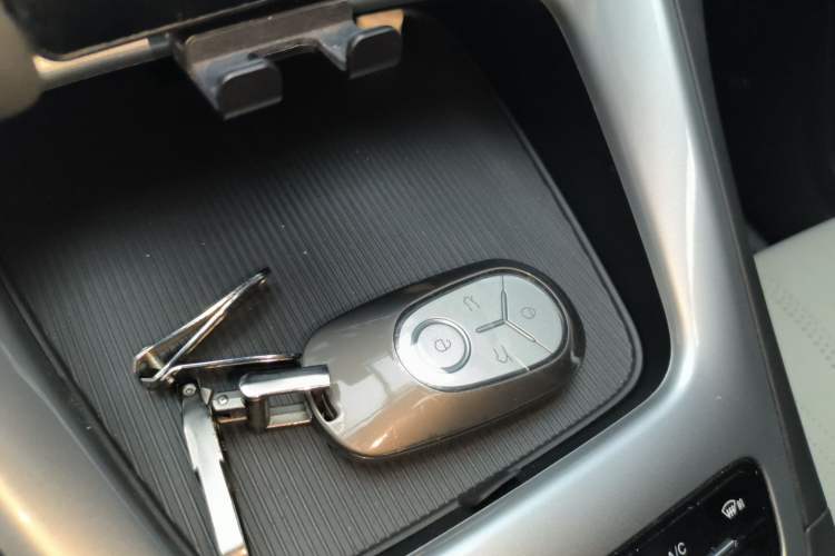 Used Geely Galaxy Geome 2025 310km Youth Edition Vehicle Key