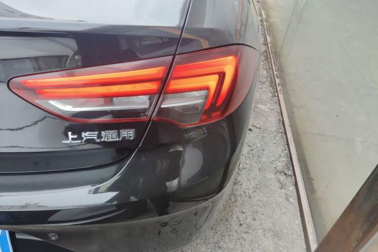 Used Buick Regal 2017 20T Elite Edition Right Rear Taillight