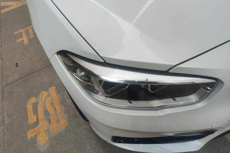 Used BMW 1 Series 2018 118i Sport Design Package Right Front Headlight