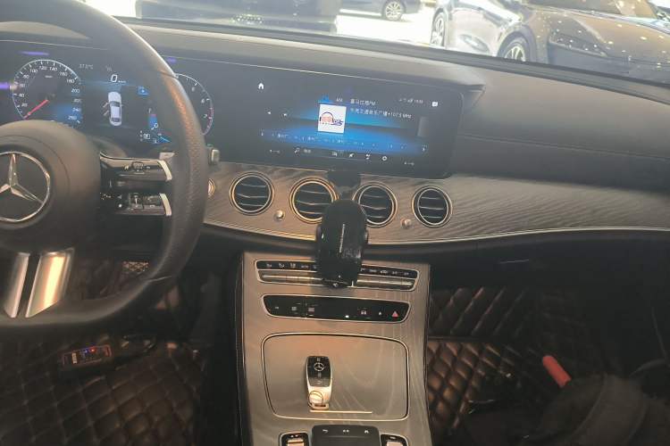 Used Mercedes-Benz E-Class 2021 E 300 L Sporty and Stylish Model
