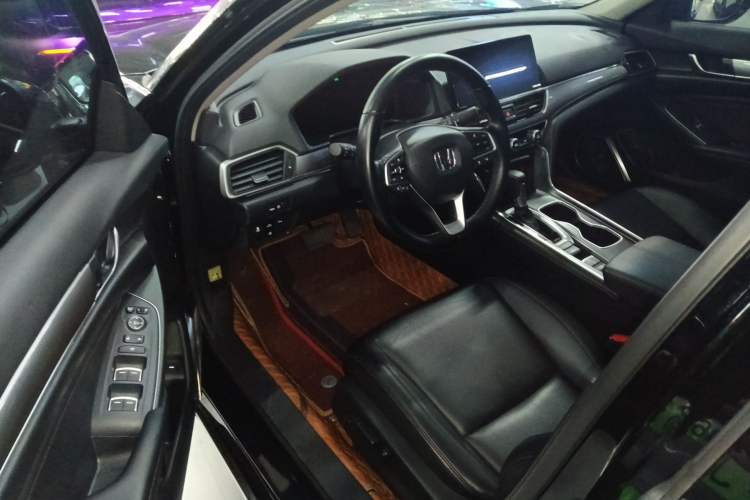 Used Honda Accord 2022 260TURBO Luxury Edition Driver Seat