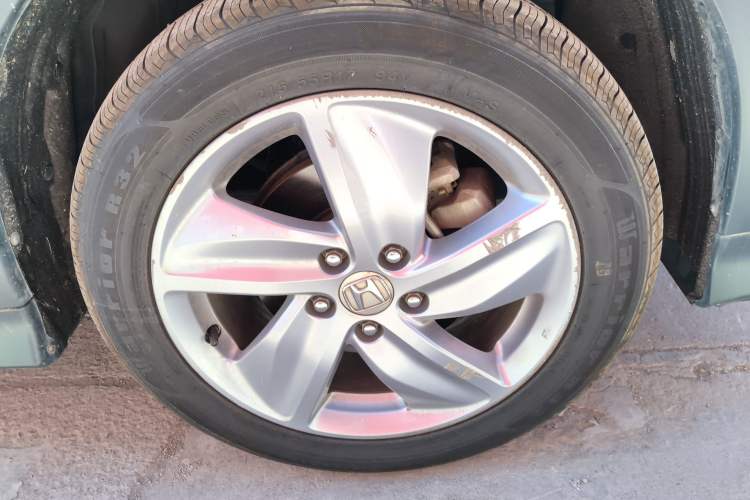 Used Honda Vezel 2020 220 TURBO CVT Elite Edition Right Front Wheel Hub