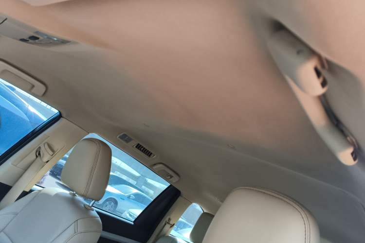 Used Toyota Highlander 2018 2.0T Two-Wheel Drive Elite Edition 5 Seats Emission Standard China V
