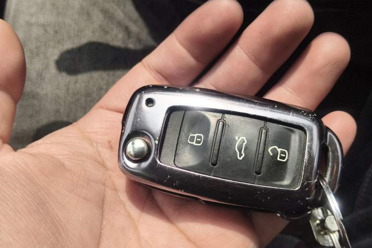 Used Volkswagen Lavida 2017 1.6L Automatic Comfort Edition
