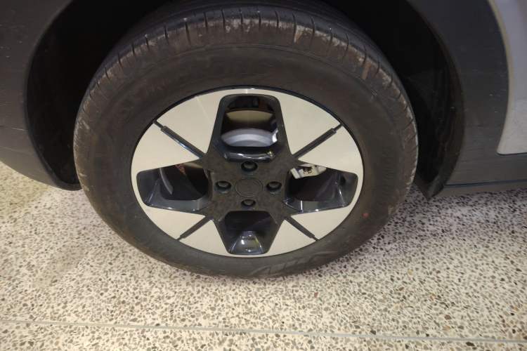 Used Geely Galaxy Geome 2025 UP 410km Exploration Edition
