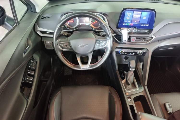 Used Chevrolet Orlando 2020 Light Hybrid Redline 530T Automatic Enjoyment Edition (5+2 Models)
