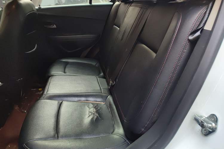 Used Chevrolet Trax 2016 1.4T Manual Two-Wheel Drive Comfort Version with Sunroof