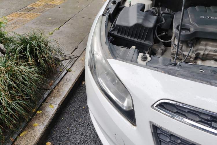 Used Chevrolet Cruze 2015 1.5L Classic SE AT
