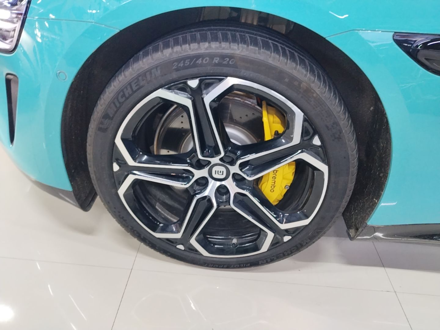 Xiaomi Auto SU7 2024 Rear-Drive Ultra-Long Range Advanced Pro-Level Intelligent Driving Version — снимка 10