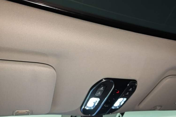 Used GAC Trumpchi M8 2024 Master Series 400T Prestige Edition
