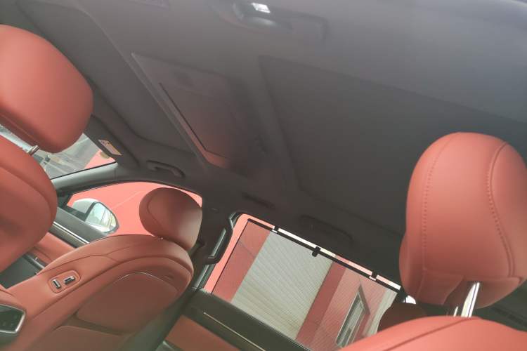 Used Dongfeng eπ eπ008 2024 636Max All-Electric Version 6 Seats