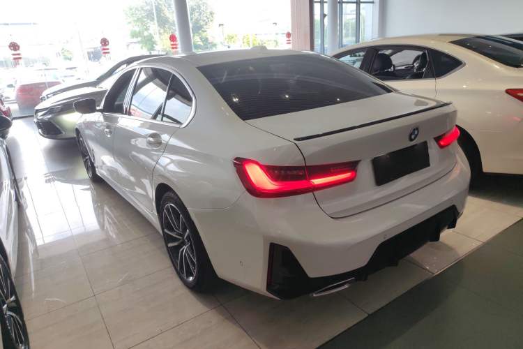 Used BMW 3 Series 2025 325Li M Sport Package Rear Left 45 Deg