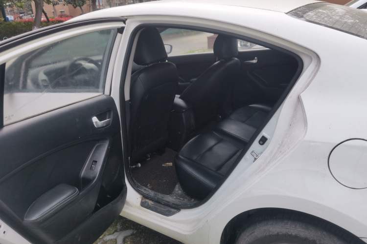 Used Kia K3 2015 1.6L Manual GL
