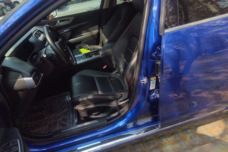 Used Jaguar XEL 2018 2.0T 200 PS First-Edition Limited Edition