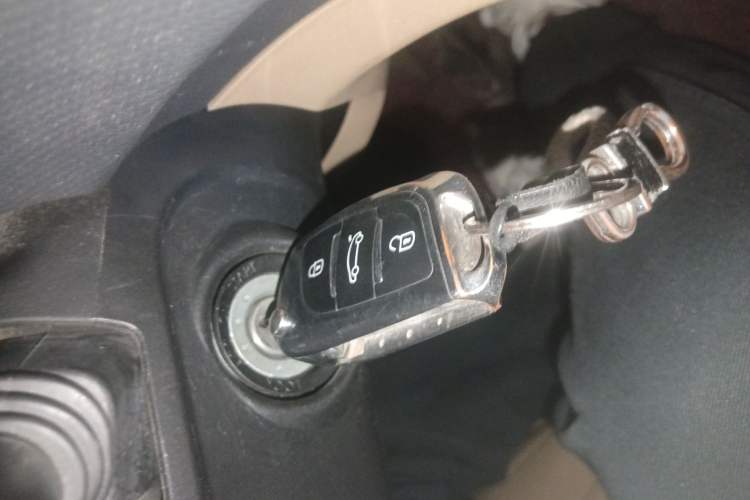 Used Wuling Hongguang 2013 1.5L S Luxury Model