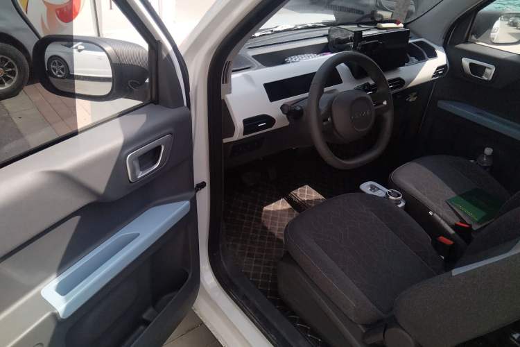 Used Geely Galaxy Panda 2024 Panda Mini 200km Endurance Bear