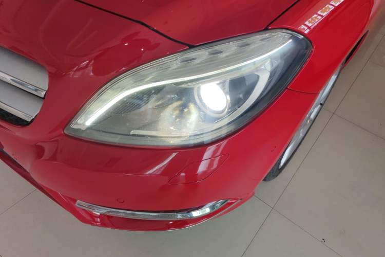 Used Mercedes-Benz B-Class 2012 B 200
