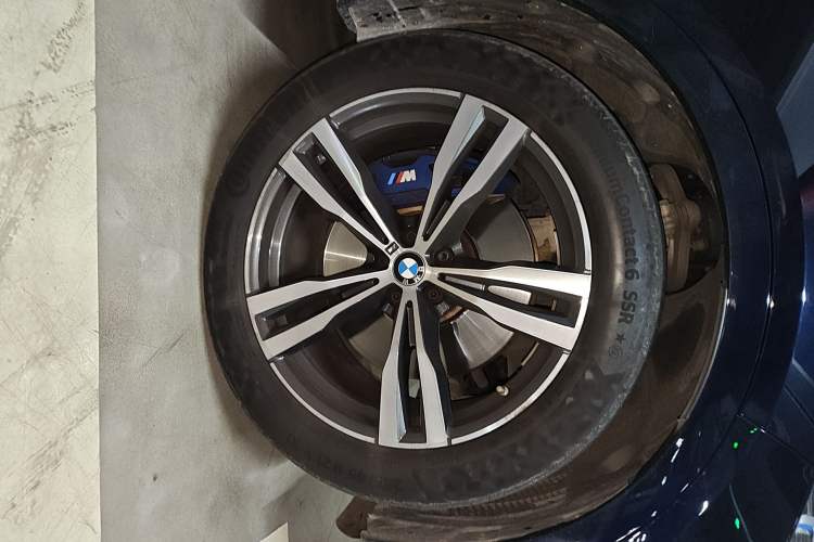 Used BMW X7 2021 xDrive40i Luxury M Sport Package
