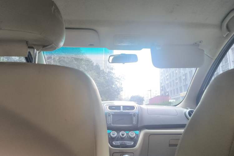 Used Jinbei 750 2015 1.5L Luxury Model