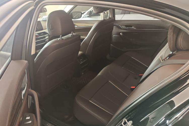 Used BMW 5 Series 2022 Second Facelift 530Li Leading Edition Luxury Package