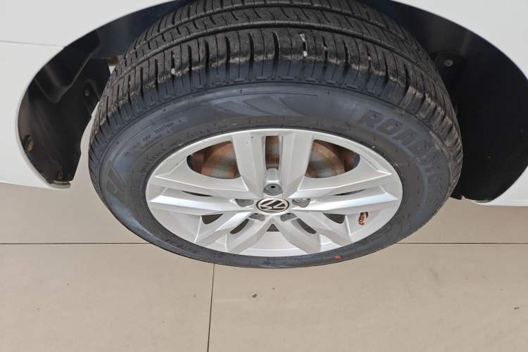 Used Volkswagen Jetta 2019 Dream Edition 1.4L Manual Fashion Version
