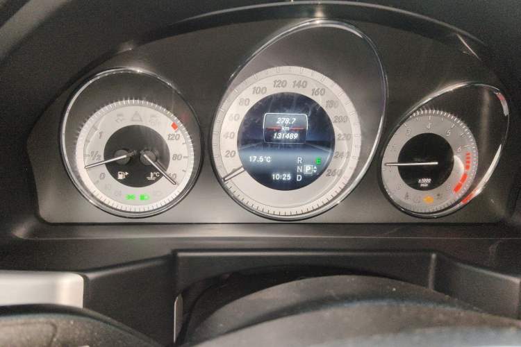 Used Mercedes-Benz GLK-Class 2015 GLK 300 4MATIC Fashion Edition Ultimate Version
