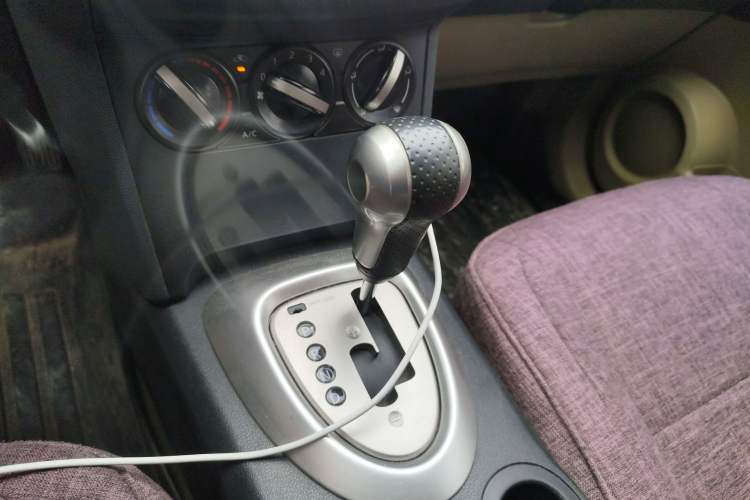 Used Nissan Qashqai 2012 2.0 XL Fire CVT 2WD
