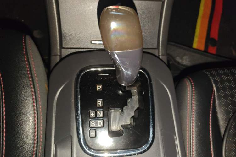 Used BYD S7 2015 2.0T Automatic Prestige Model