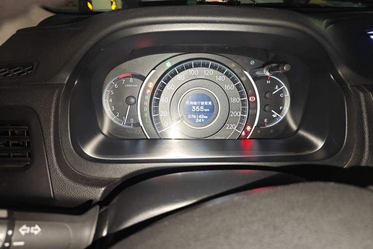 Used Honda CR-V 2015 2.4L two-wheel drive luxury version Instrument Cluster