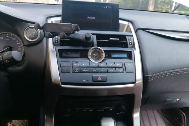 Used Lexus NX 2015 200 Front-Wheel Drive X-Trail SE Edition
