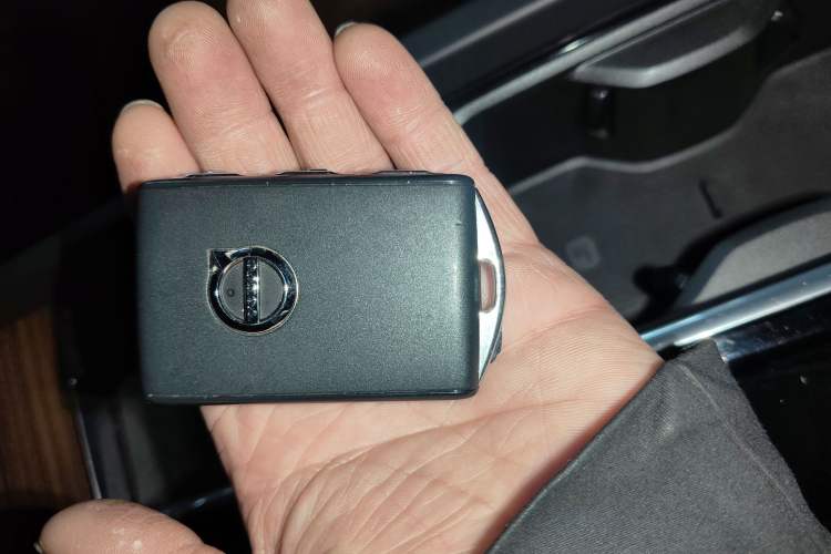 Used Volvo XC60 2022 B5 4x4 Smart Luxury Edition